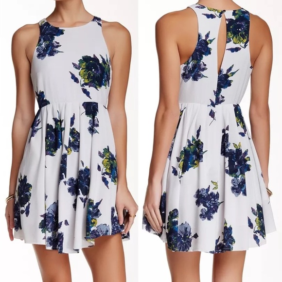 Free People Dresses & Skirts - Free People Floral White Sleeveless Dress size 2